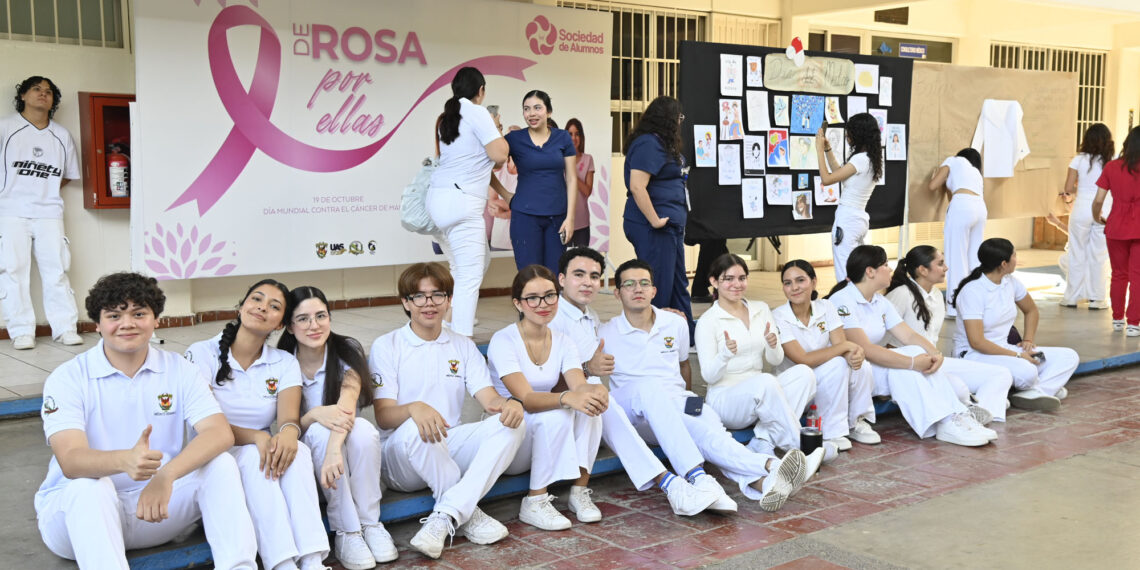 ¡Adelante con valor, sabiduría y humanidad! El Rector Jesús Madueña encabezó los festejos del Día del Médico en la Facultad de Medicina de la UAS