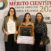 Rubí Miranda, docente de la UAS, junto con su directora de tesis, Magnolia Soto, reciben del Gobernador el Premio Eustaquio Buelna a la Mejor Tesis de Posgrado 2025 Nivel Maestría
