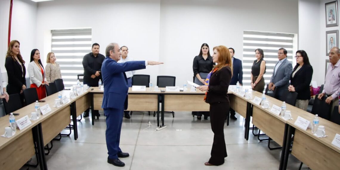 Ratifica Junta Directiva de COBAES la gestión de Santiago Inzunza Cázares al frente del Colegio