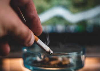 Diputados avalan aumento a cigarros y refrescos, e impuesto a videojuegos violentos