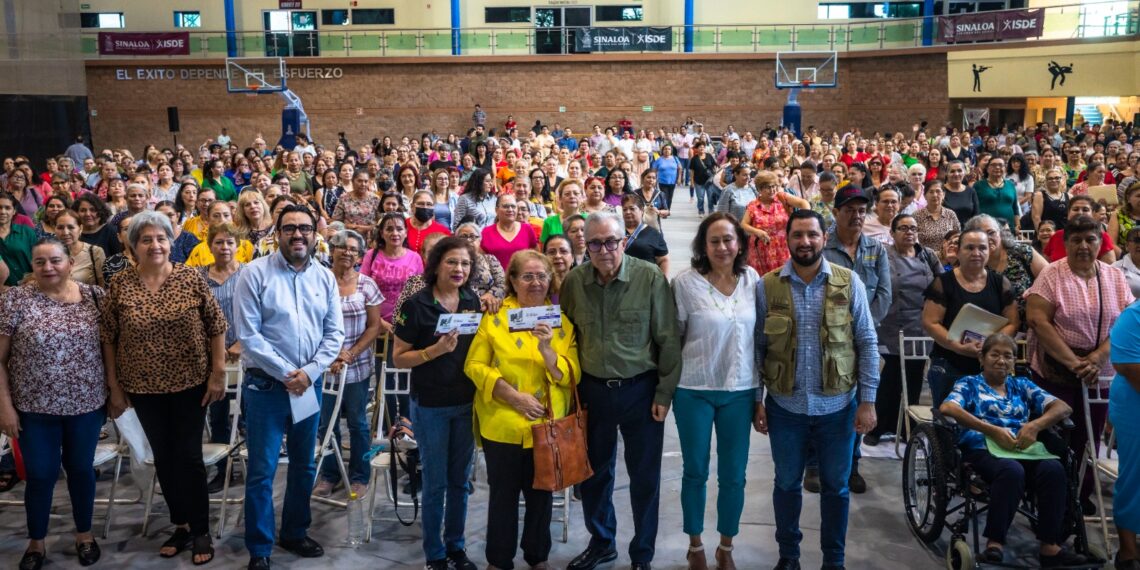Este año, 47 mil mujeres sinaloenses recibirán la Pensión Mujeres Bienestar, informa Gobernador Rocha