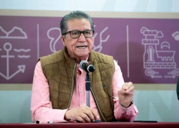 Sinaloa apoyará a familiares de las víctimas de camión incendiado en Sonora: Feliciano Castro Meléndez