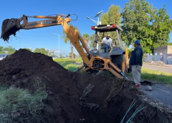 Inician trabajos para reparar socavones en bulevar Centenario; podrían concluir el 15 de diciembre – NR | NOTICIAS
