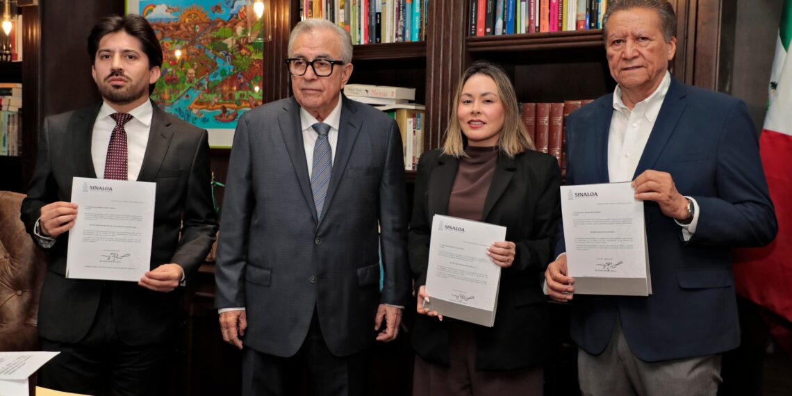 Designa Gobernador Rocha nuevos titulares en la Secretaría General de Gobierno, Secretaría de Economía y SEBIDES