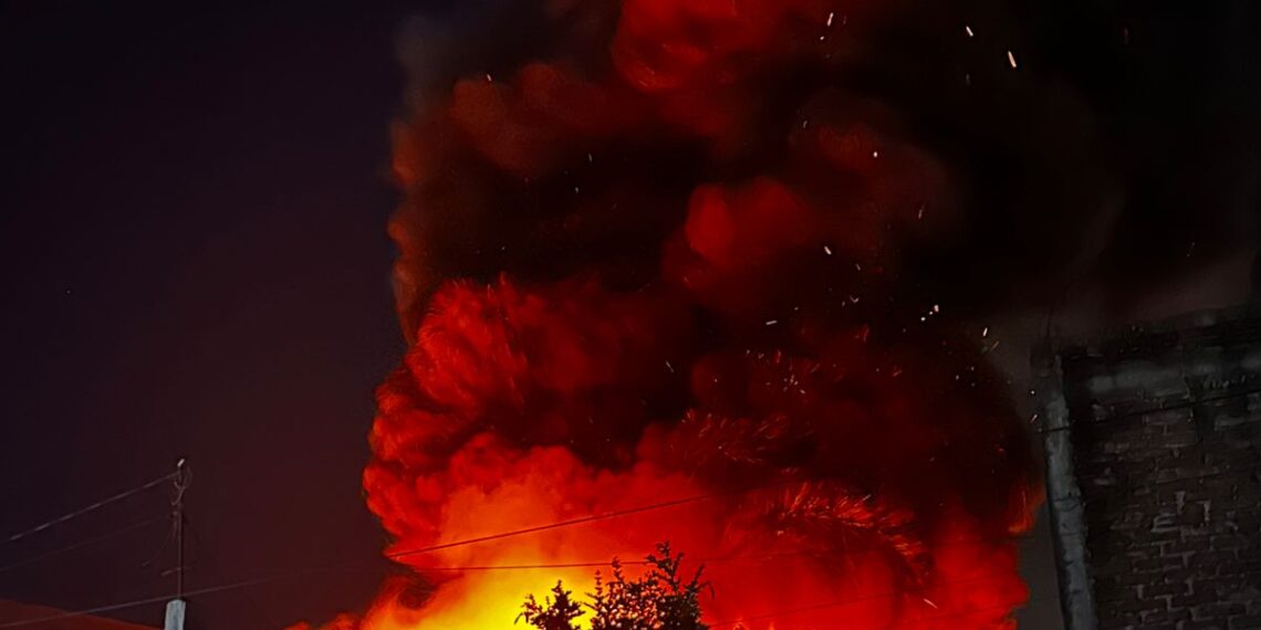 Tras incendio en baldío de la colonia Estrella, alcalde pide a vecinos y dueños de predios mantener la limpieza – NR | NOTICIAS