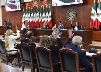 Aprueba Congreso modificar listado de obras a realizar con crédito de 2 mil 300 mdp