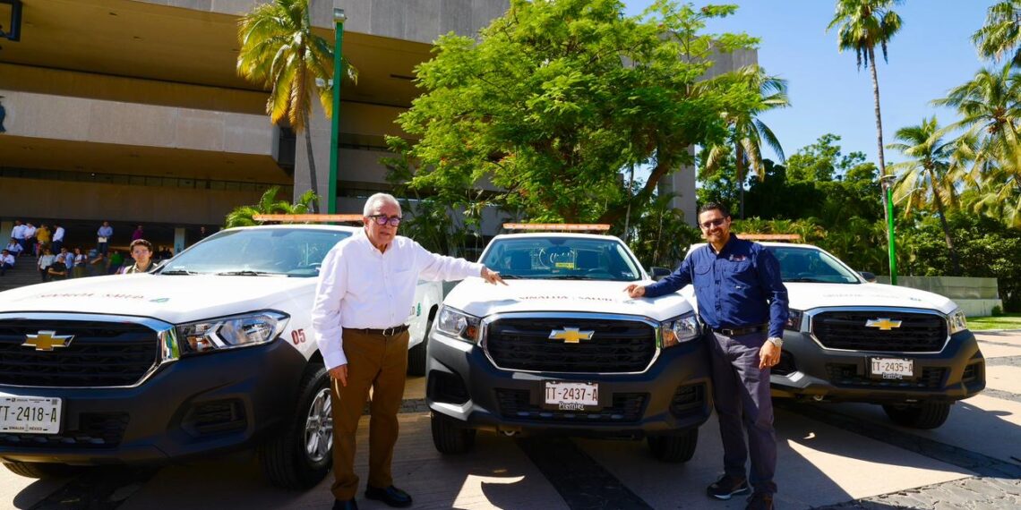 Gobernador Rocha entrega 22 vehículos para apoyar la campaña contra el Dengue