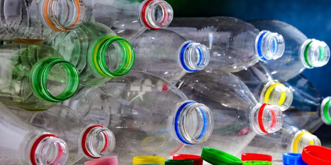 Industria europea de los plásticos dice estar “al borde del precipicio”