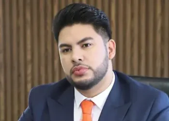 ¡A balazos! Atacan camioneta del alcalde de Elota; sale ileso