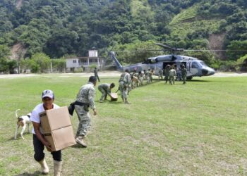 Más de 8 mil 800 militares mantienen el apoyo a la población damnificada por lluvias