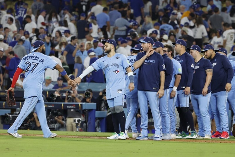 Los Azulejos igualan nuevamente la Serie Mundial