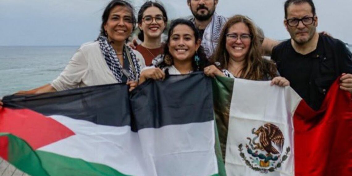 Salen de Israel los seis mexicanos que formaban parte de Flotilla Global Sumud