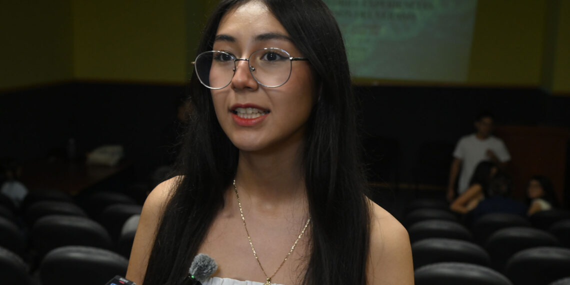 La Facultad de Ciencias Químico Biológicas de la UAS realiza conversatorio de experiencias de alumnos que realizaron Verano Científico