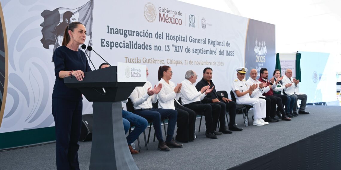 Los invito el 6 de diciembre al Zócalo a celebrar 7 años de transformación: Presidenta Claudia Sheinbaum al inaugurar hospital gral de especialidades no. 13 del IMSS