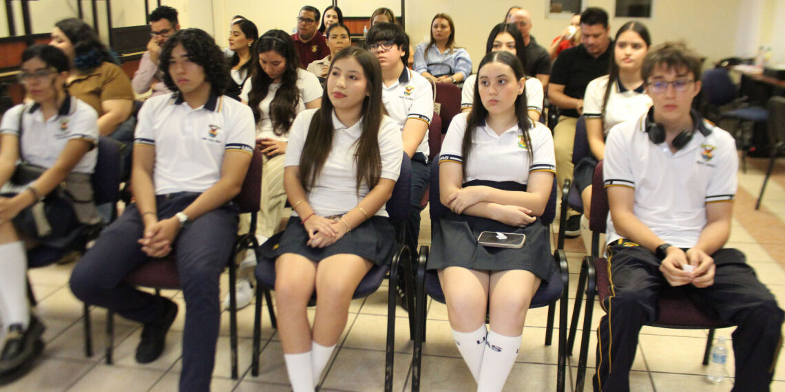 Realiza la UAS la etapa regional del cuarto Concurso Spelling Bee+ del Bachillerato, para fortalecer competencias en el idioma inglés
