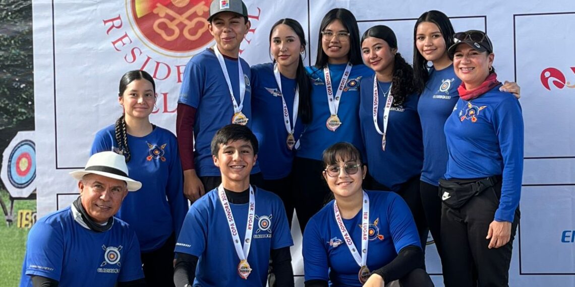 ¡Con puntería certera al éxito! La Escuelita de Tiro de Arco Águilas UAS brilla en la Copa Sonora Outdoor 2025, logrando tres preseas de oro y una de plata