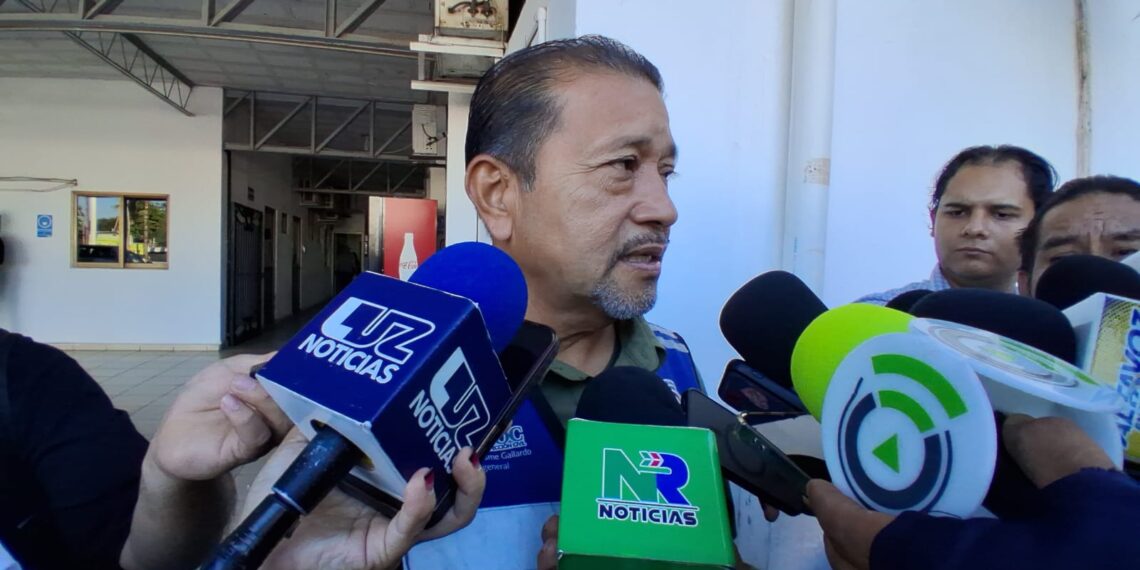 Protección Civil realiza revisión extraordinaria y clausura en  tienda Waldo’s en Los Mochis