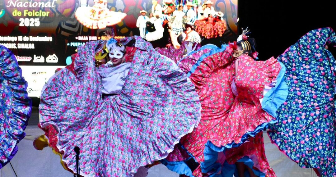 Culmina con gran fiesta multicolor el Festival Nacional del Folclor Unidos por la Danza.