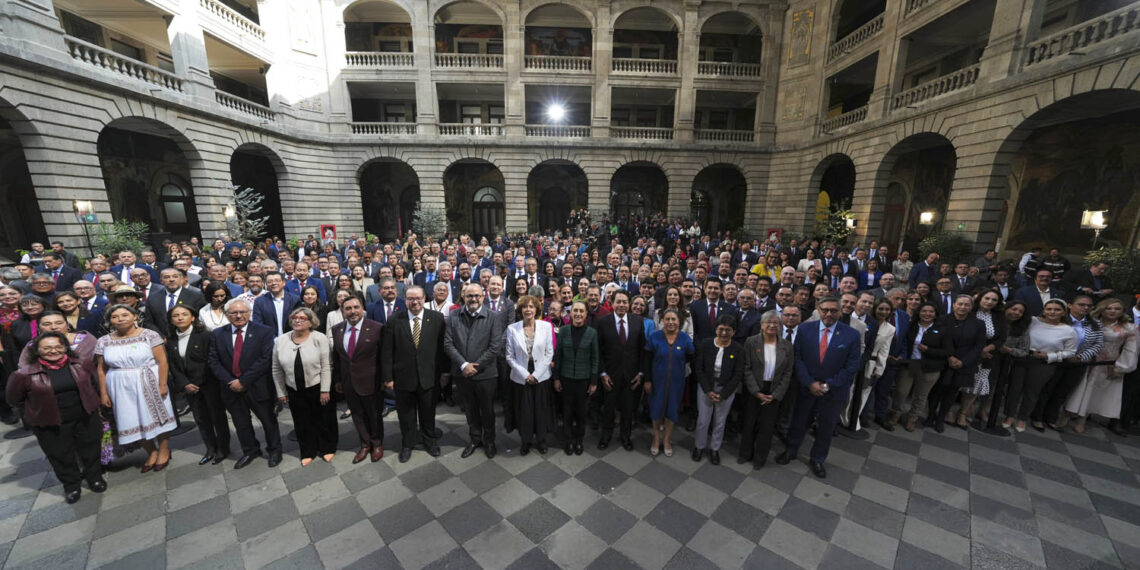 Participa el Rector Jesús Madueña en la Primera Reunión Nacional de Universidades e Instituciones de Educación Superior para la Transformación de México, encabezada por la Presidenta Claudia Sheinbaum