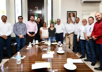 Gobernador Rocha, alcalde de Ahome y diputados definen obras prioritarias a realizar a partir de enero