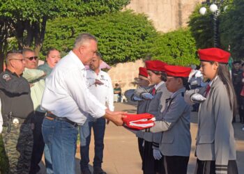 Gobierno de El Fuerte conmemora el 115 Aniversario de la Revolución Mexicana