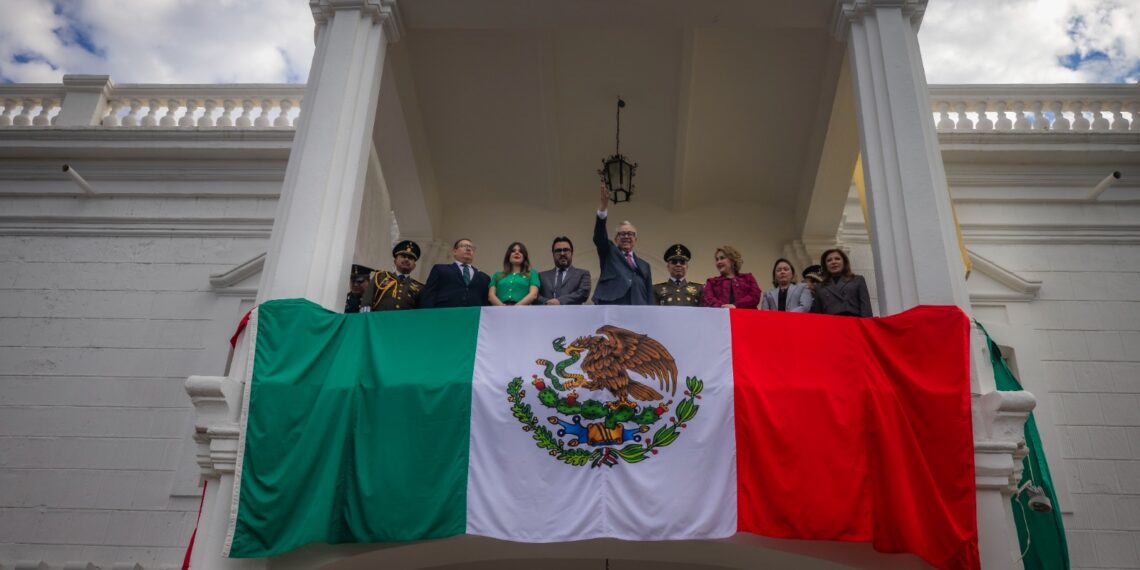 Gobernador Rocha Moya encabezó los festejos del 115 Aniversario de la Revolución Mexicana