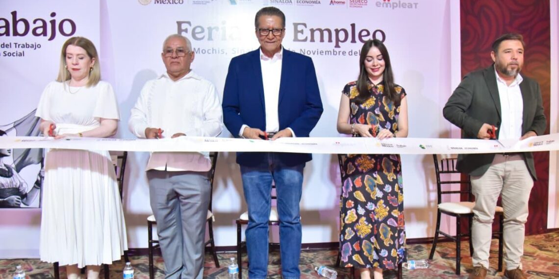Realizan Feria del Empleo Los Mochis 2025 con más de 600 vacantes para las familias ahomenses