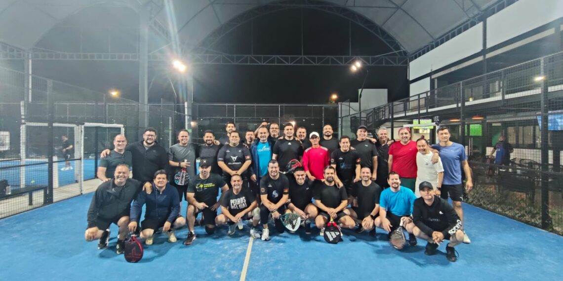 Éxito rotundo en la primera ‘Careada entre Amigos Ruckys Padel’ en La Jugada Padel Club