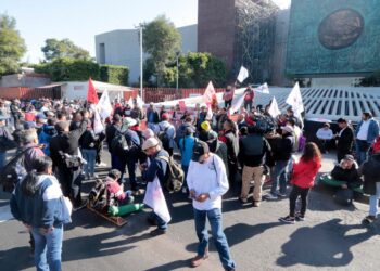 Estudiantes marcharán mientras la CNTE tomará casetas de la CDMX