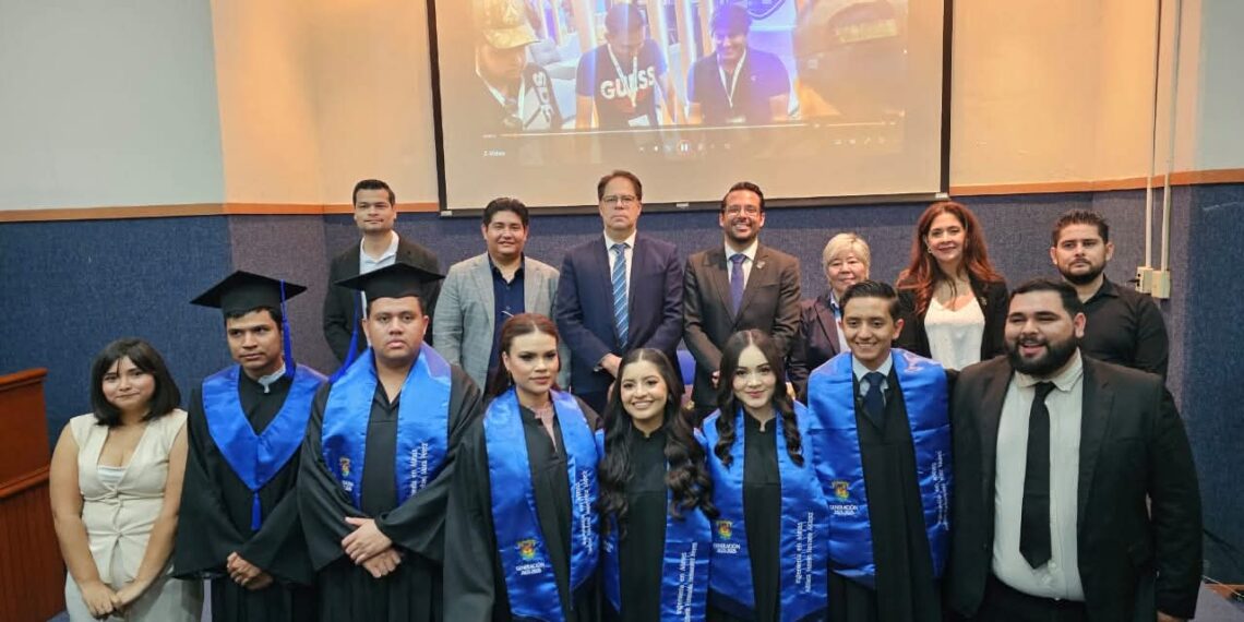 Con bases sólidas y siendo punta de lanza, de manera histórica egresa la primera generación de la Licenciatura en Ingeniería en Minas de la UAS