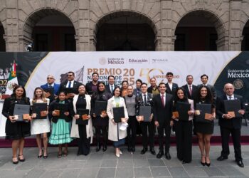 Gracias por la alegría que le dan al pueblo de México: Presidenta Claudia Sheinbaum entrega Premio Nacional de Deportes 2025