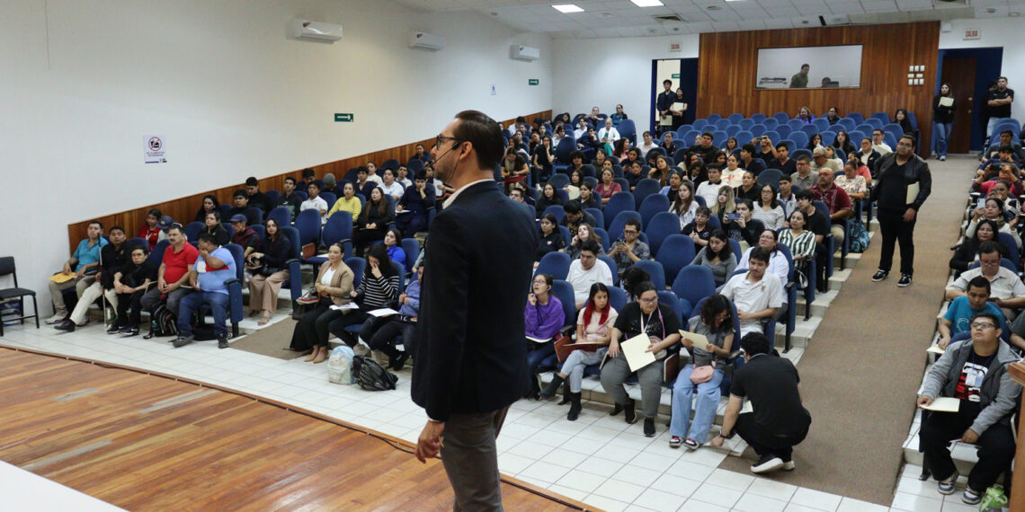 Imparten en la Facultad de Derecho de la UAS el taller “Construyendo mi CV como persona con discapacidad o perteneciente a grupos de atención prioritaria”