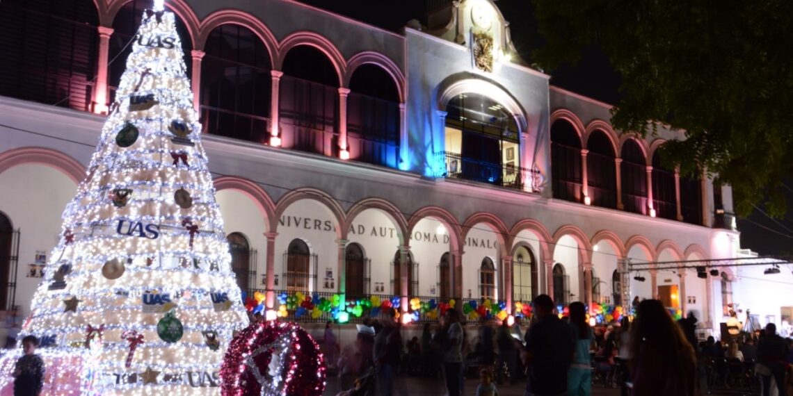 La magia de la época decembrina llegará a la Universidad este martes 2 de diciembre con el Encendido de Árbol y Festival Navideño UAS 2025