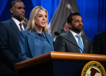 Fiscal de EE.UU. ordena crear lista de “terroristas domésticos” y sistema de recompensas