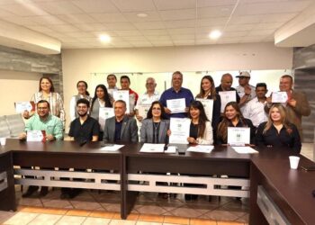 Entregan Distintivo M a empresas de Ahome por su compromiso con la calidad turística.