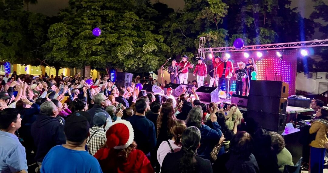 La Plaza Solidaridad se llena de espíritu navideño con una edición especial de “Bailando en la Plaza”.