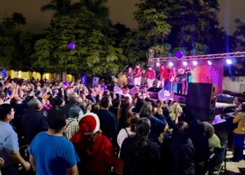 La Plaza Solidaridad se llena de espíritu navideño con una edición especial de “Bailando en la Plaza”.