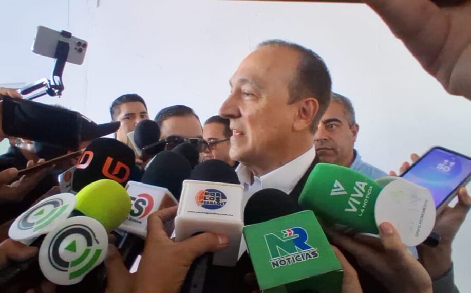 Apartir del próximo lunes el Ayuntamiento de Ahome iniciará con la colocación de 41 semáforos: António Menéndez