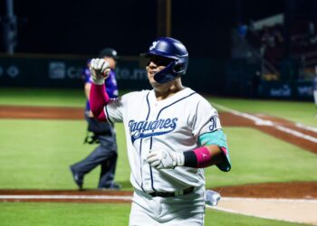 ¡Se enrachan! Jaguares “ruge” ante Charros y se queda con el primero de la serie