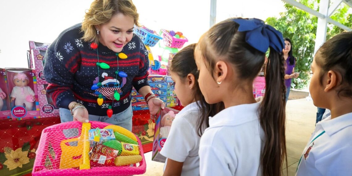 La Caravana Navideña del DIF Sinaloa lleva sonrisas y apoyos invernales a Mazatlán y Concordia