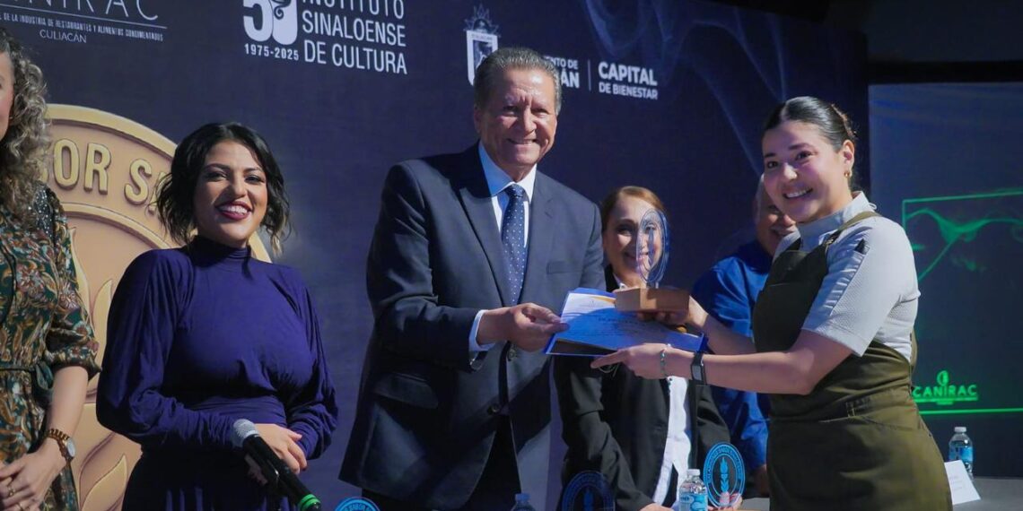 Gobierno de Sinaloa reconoce en el Galardón “Sabor Sinaloense” al sector gastronómico, motor de más de 23 mil empleos