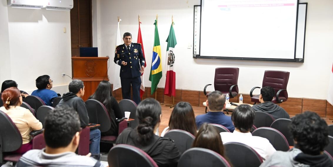 A través de conferencia, la Facultad de Estudios Internacionales y Políticas Públicas fomenta la cultura de Seguridad Nacional y cómo fortalecerla