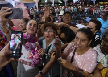 Hay algo que no está a negociación y eso es la independencia y la soberanía de nuestra patria: Presidenta Claudia Sheinbaum desde Petatlán, Guerrero