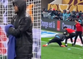 Portero de Senegal peleó con recogebalones, para evitar robo de toallas en la Final de la Copa Africana, es considerado un héroe