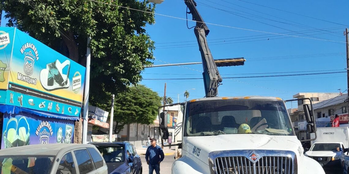 “Vamos a comprar200 luminarias mensuales”: Antonio Menéndez