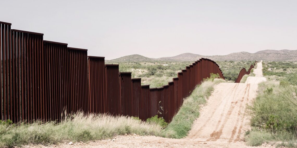 Tiroteo cerca de la frontera entre EU y México deja una persona en estado crítico