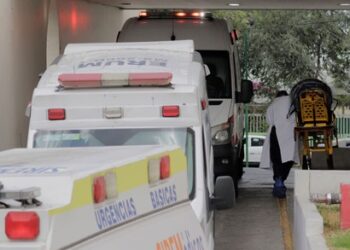 Está en cirugía Sergio Torres tras atentado en Culiacán; Eli Montoya también será operada: Salud