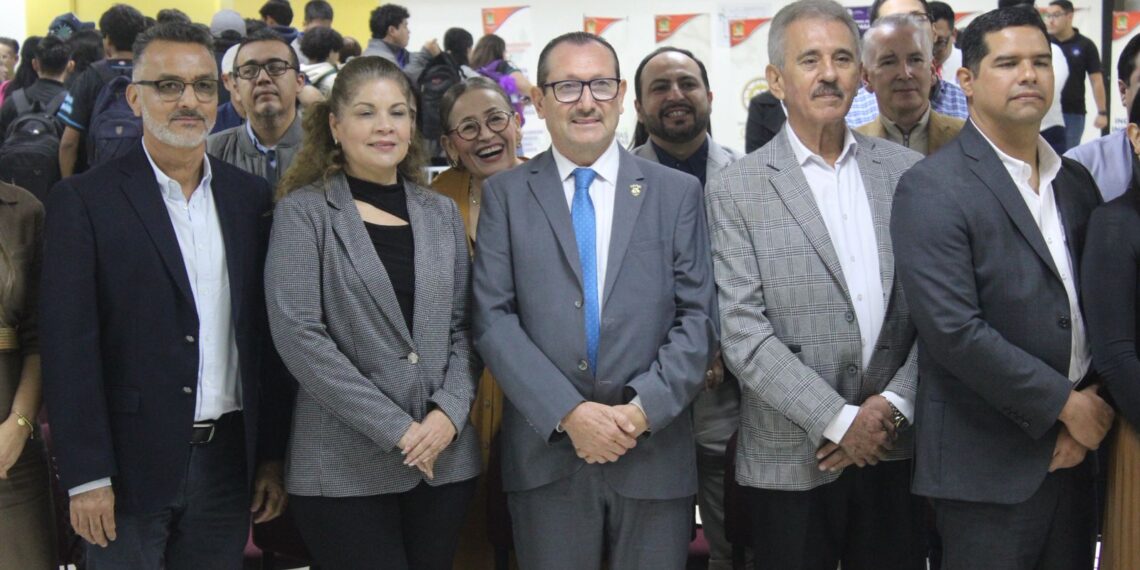 ¡Fortalecen la excelencia académica! La UAS acompaña al Tecnológico de Guasave en su entrega de acreditaciones y certificaciones