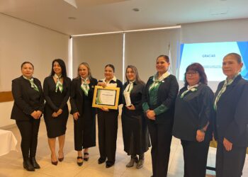 Capacitan a empresarias de Los Mochis en materia de riesgos fiscales de cara al 2026