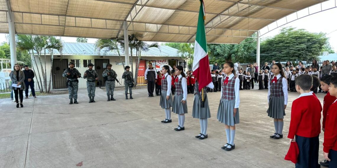 Regresan a clases más de 80 mil alumnas y alumnos en Ahome